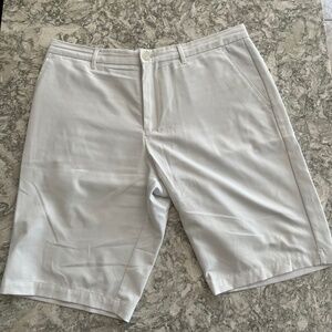 Hugo Boss Green Label Golf Short. White. Size Regular Fit 34 R